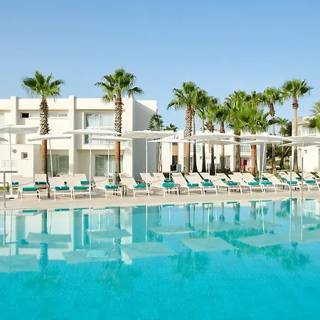 Hotel Iberostar Waves Cala Domingos 4*